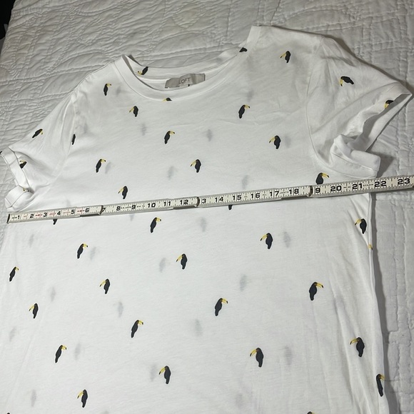 Loft Toucan Print XL white tunic style basic tee Tropical patterned layering top - Picture 6 of 9